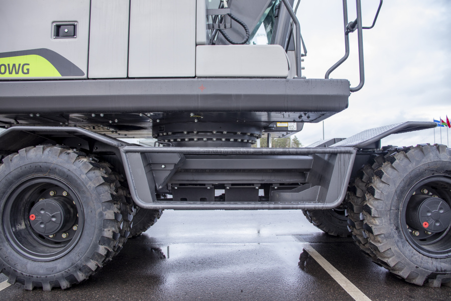 Экскаватор ZE150WG