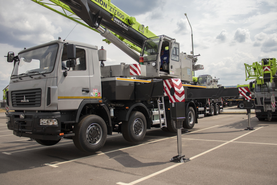 Автокран ZMC-60-1W1