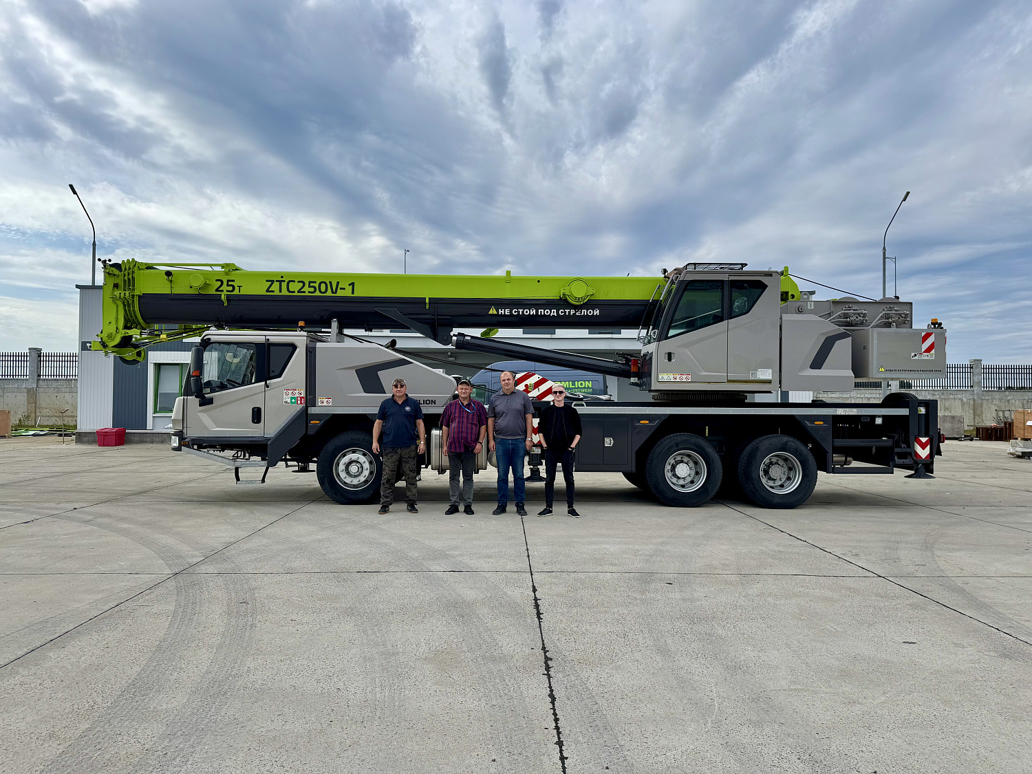 Нас выбирают! Август