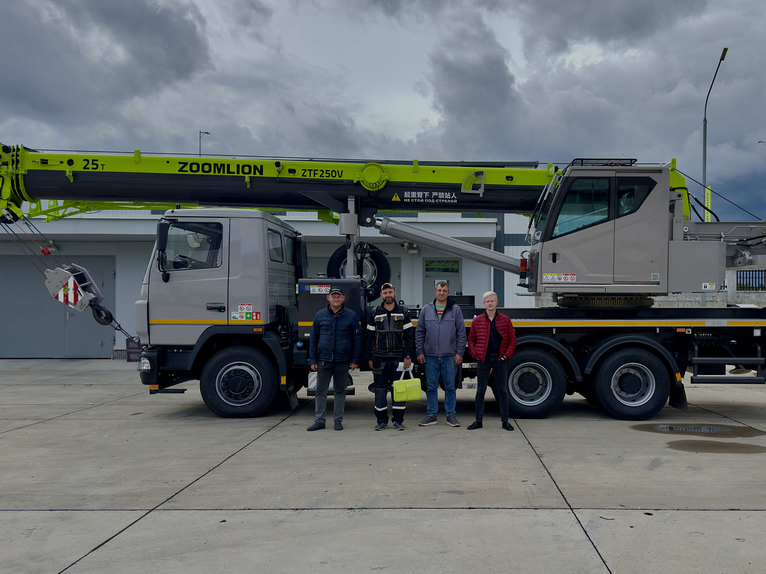 Нас выбирают! Август