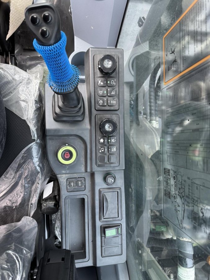 Экскаватор ZE150WG