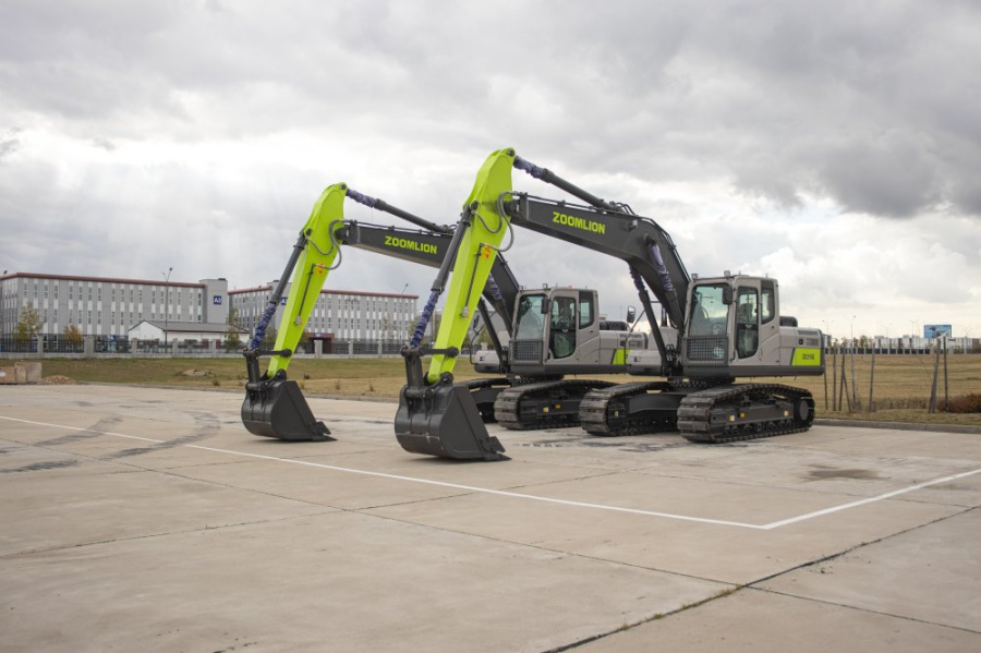 Экскаватор ZE215E