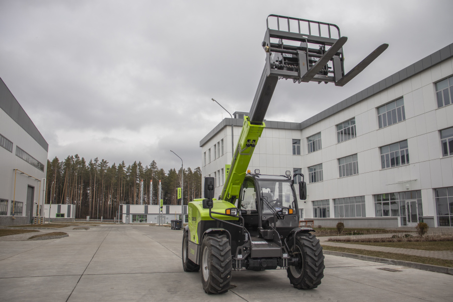 Телескопический погрузчик ZTH3507