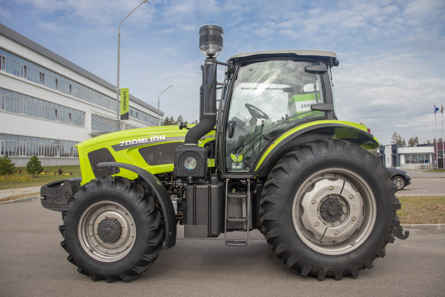 Колесный трактор RS1304-RS1604 Zoomlion