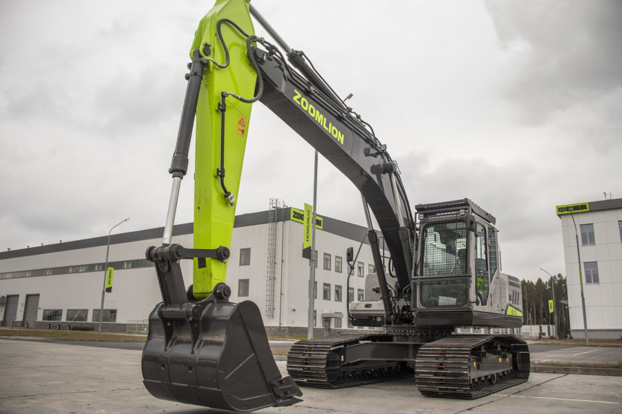 Экскаватор ZE215G