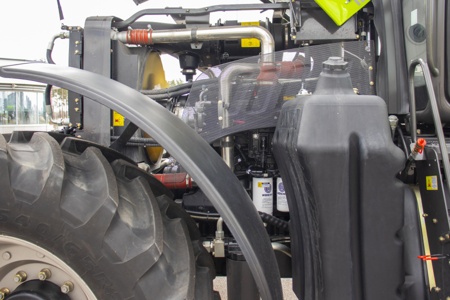 Колесный трактор PL2304 Zoomlion