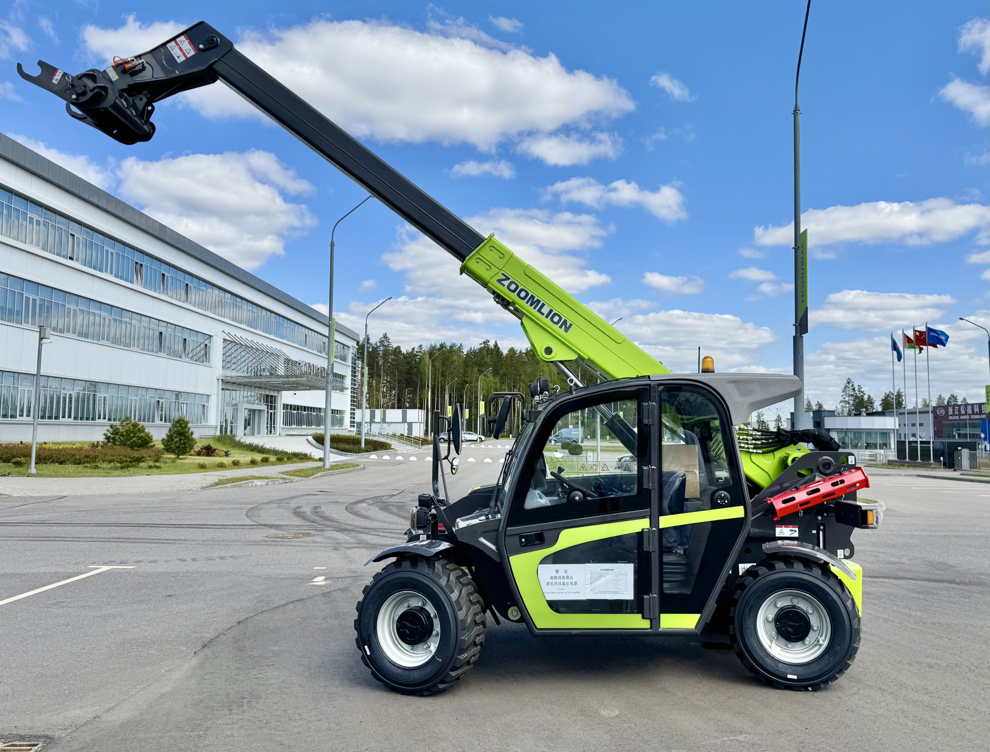 Телескопический погрузчик ZTH2506