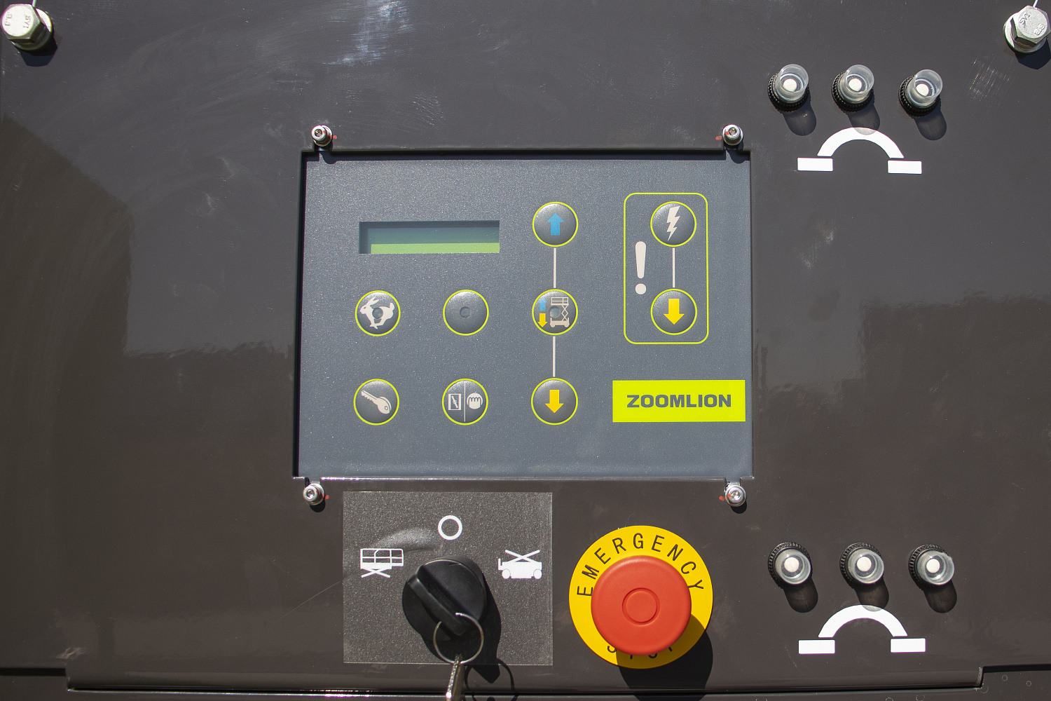 ДИЗЕЛЬНЫЙ НОЖНИЧНЫЙ ПОДЪЕМНИК ZS1623RT в наличии!