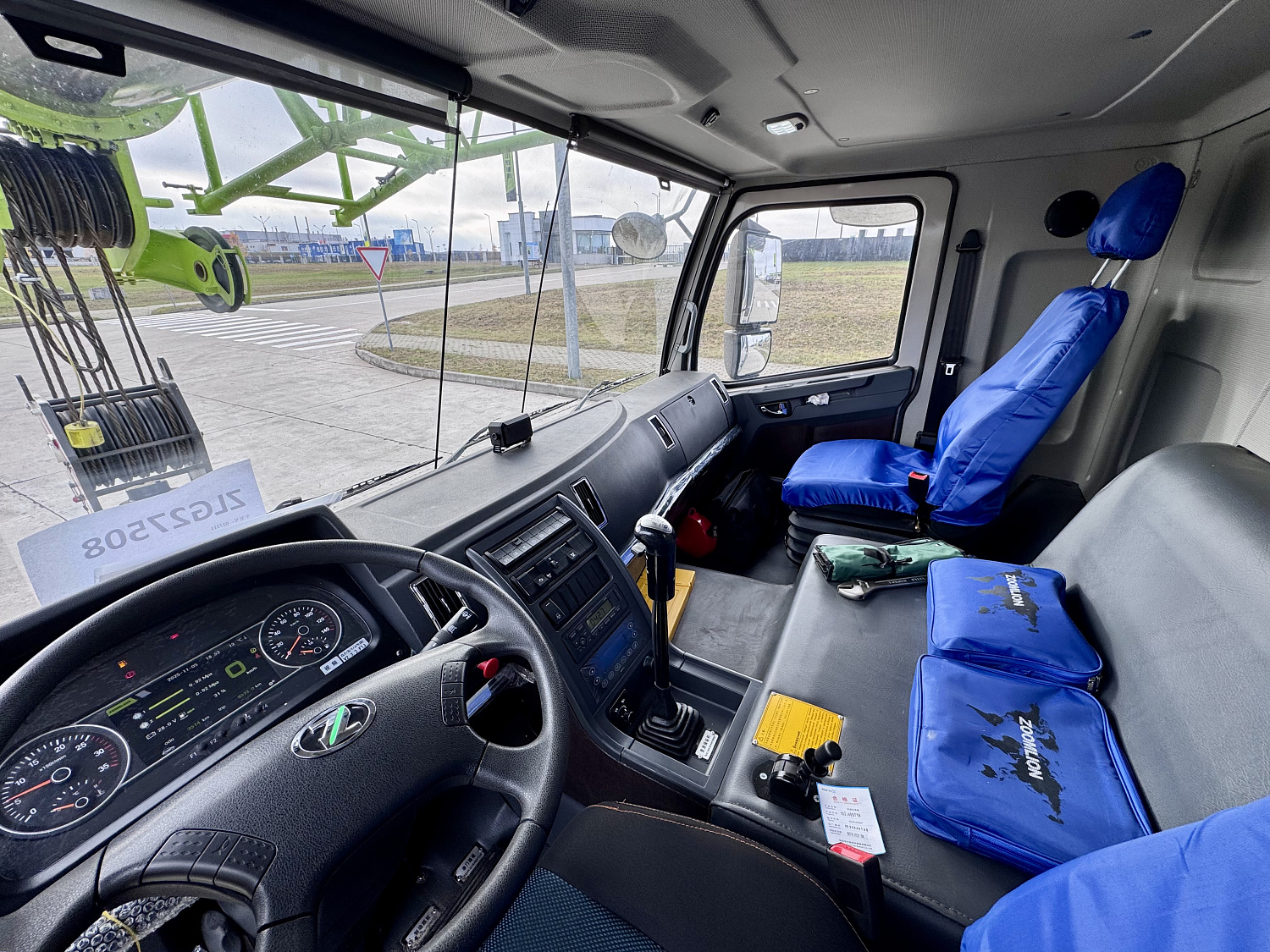 НОВИНКА! АВТОКРАН ZTC700V! В наличии на складе