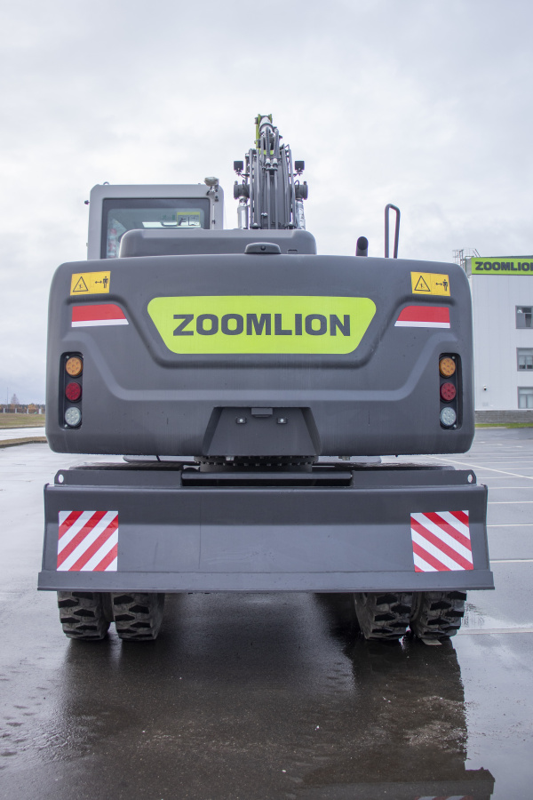 Экскаватор ZE150WG